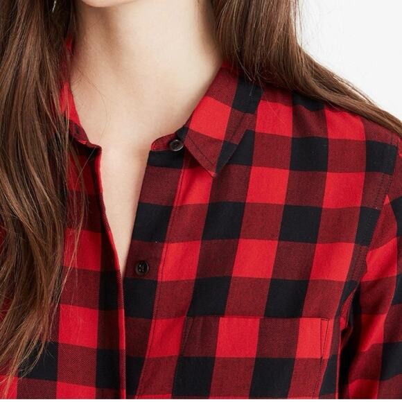 Madewell red and black buffalo plaid button down long sleeve - Picture 8 of 8